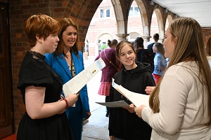 Stockport Grammar School. GCSE results