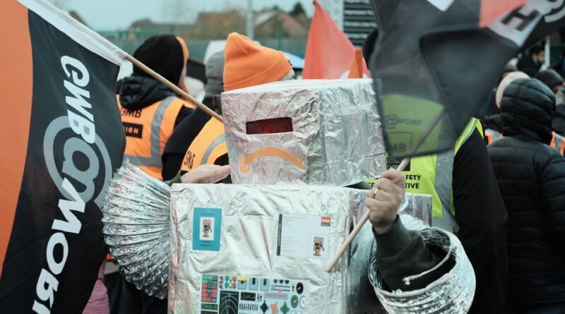 GMB strike at Amazon Warehouse