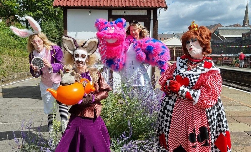 Wonderland creatures at ELR